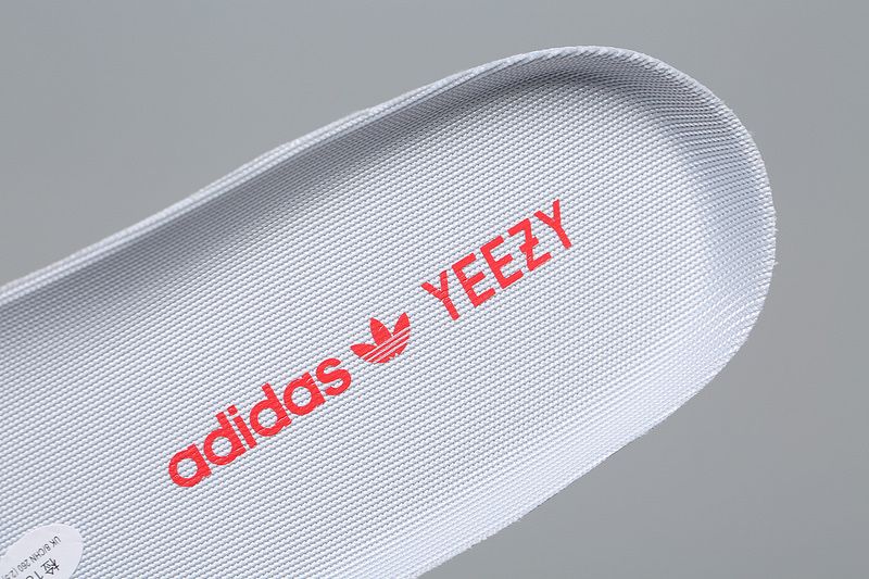 Yeezy Boost 350 V2 “Blue Tint”