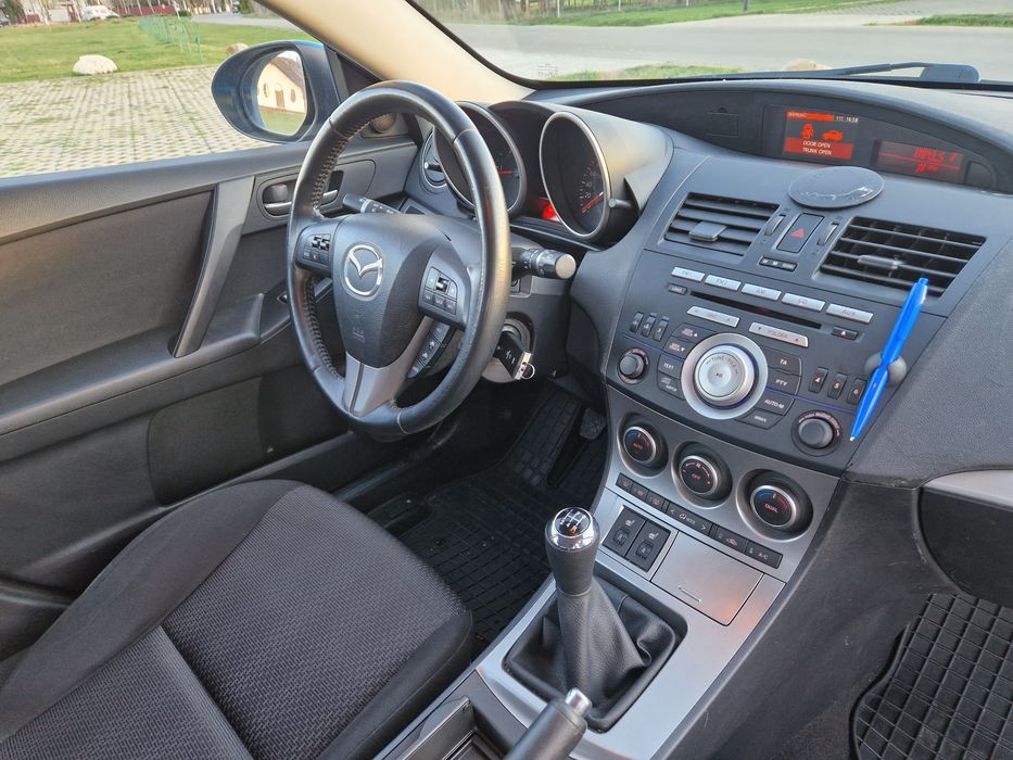 MAZDA 3 1.6 CD Diesel High-Line 2009 Rata 490 RON