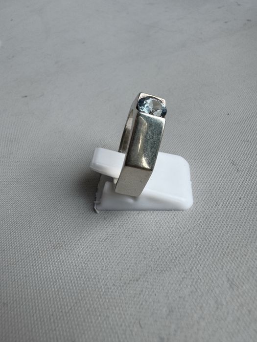 Inel din argint si acvamarin