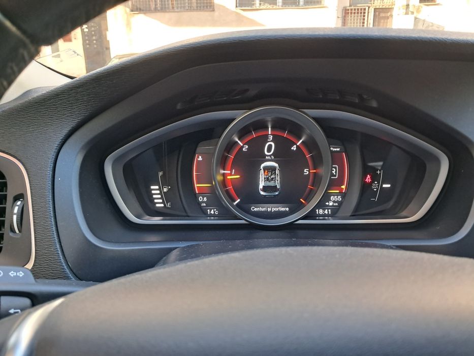 Volvo v40 CROSS country sau schimb cu Vito