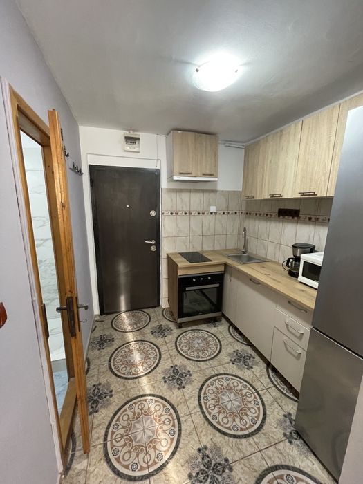 Garsoniera de închiriat