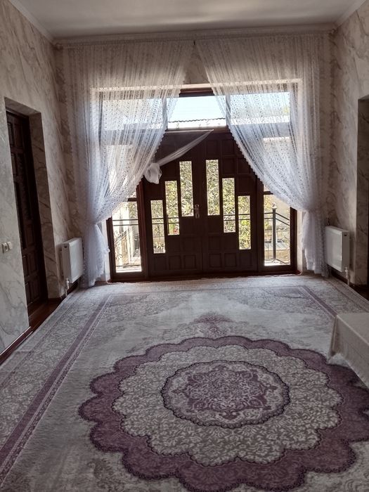 Юлни устида ховли сотилади