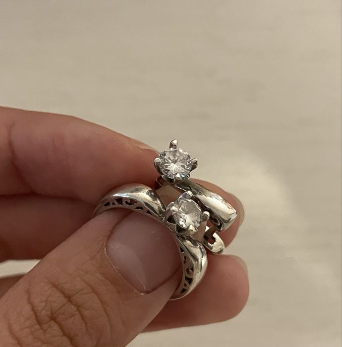 продам комплект из серебра 925 пробы