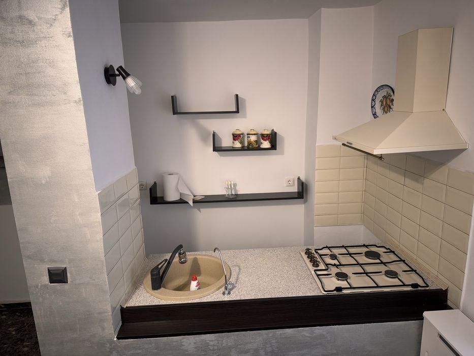 Inchiriez apartament 3 camere 450 euro