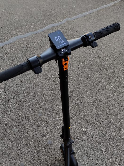 Trotineta electrica KuKirin S1 Max Preț Promoțional!!!