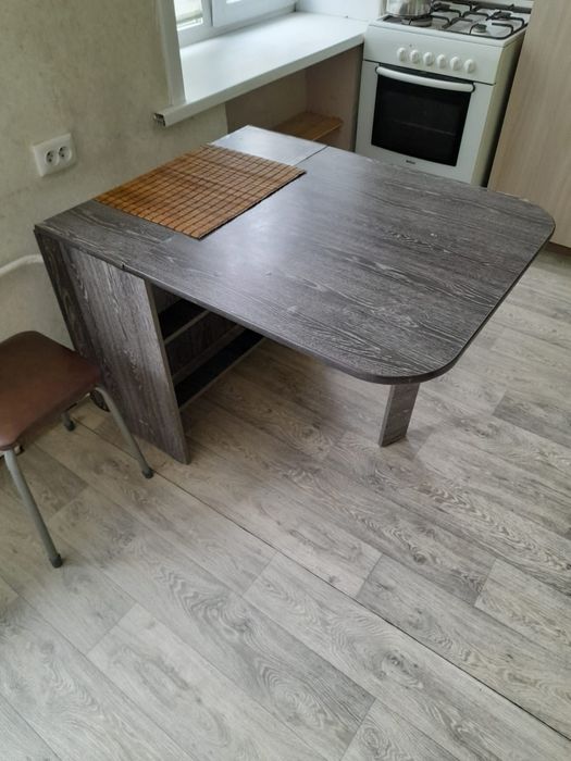 Сдам 2 комн. район Атлантиды