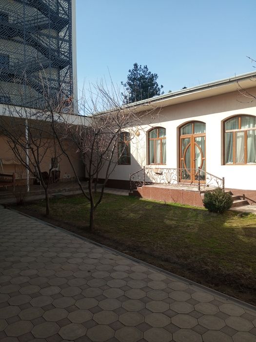 Uy sotiladi yòlli yuzida