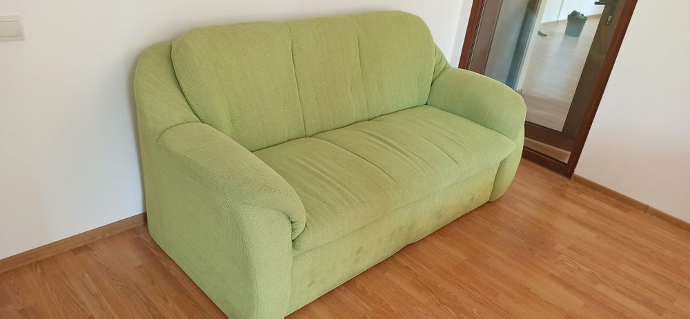 Canapea extensibila verde