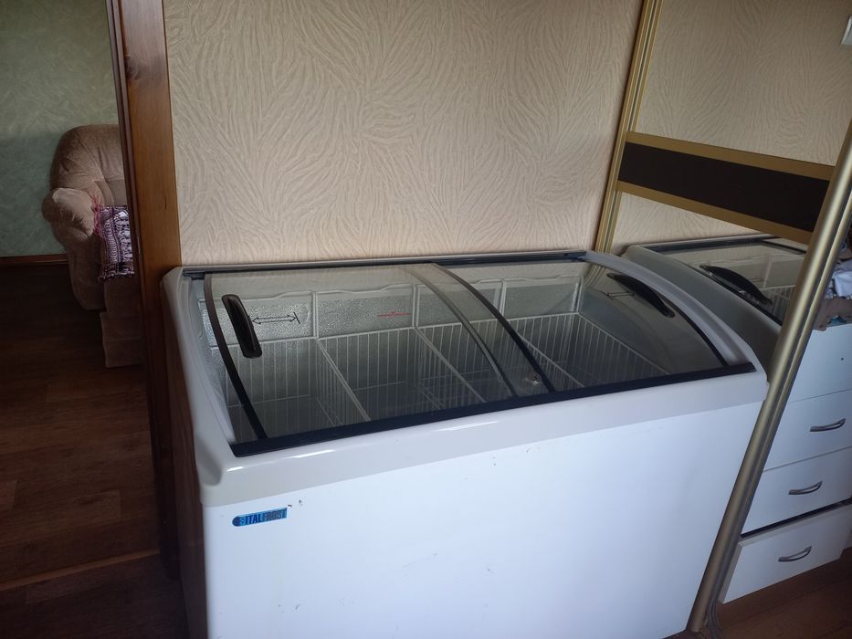 Морозильный ларь продам