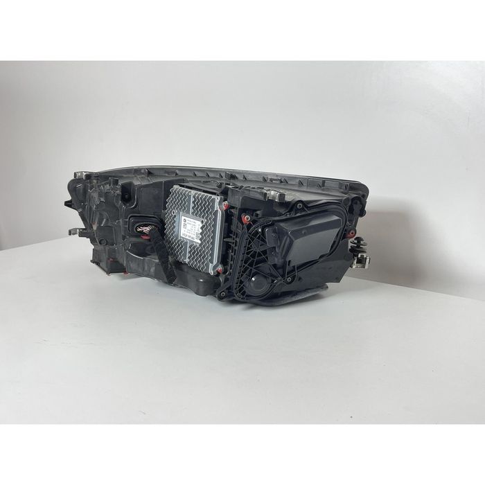 Десен фар за audi a7 4g - 4g8941034j