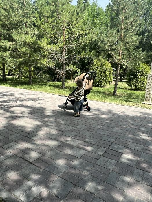Yoyo коляска продам