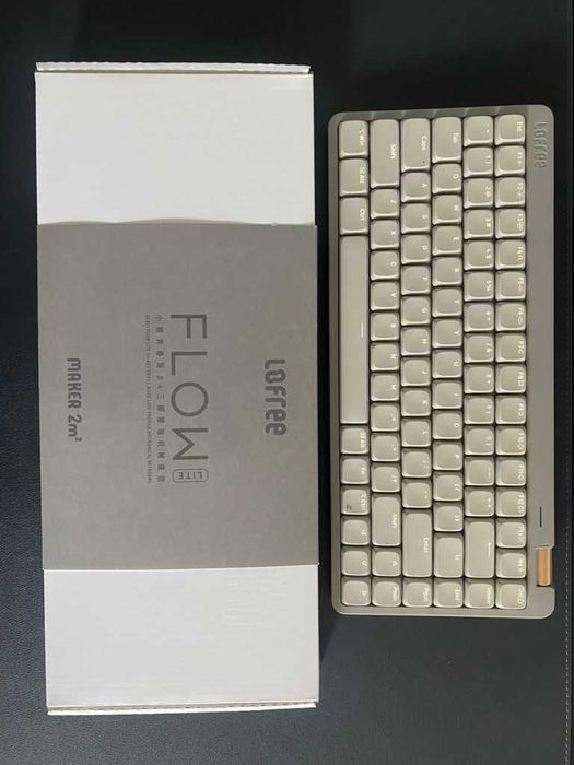 keychron Q1, lofree flow 84 lite