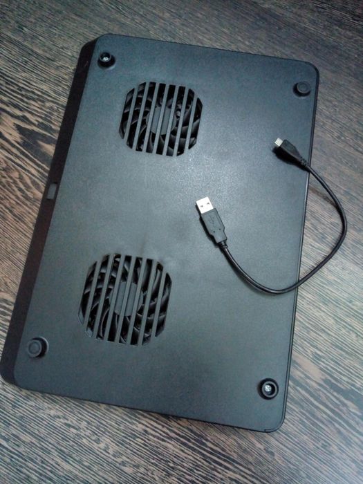 Охлаждаща подложка за лаптоп с два вентилатора