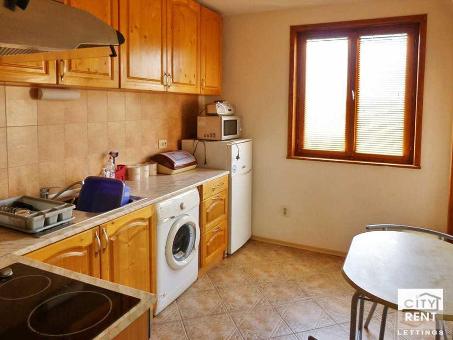 Дава се под наем Етаж от къща в Велико Търново, Център - 100 кв.м за 330 € - Снимка #3