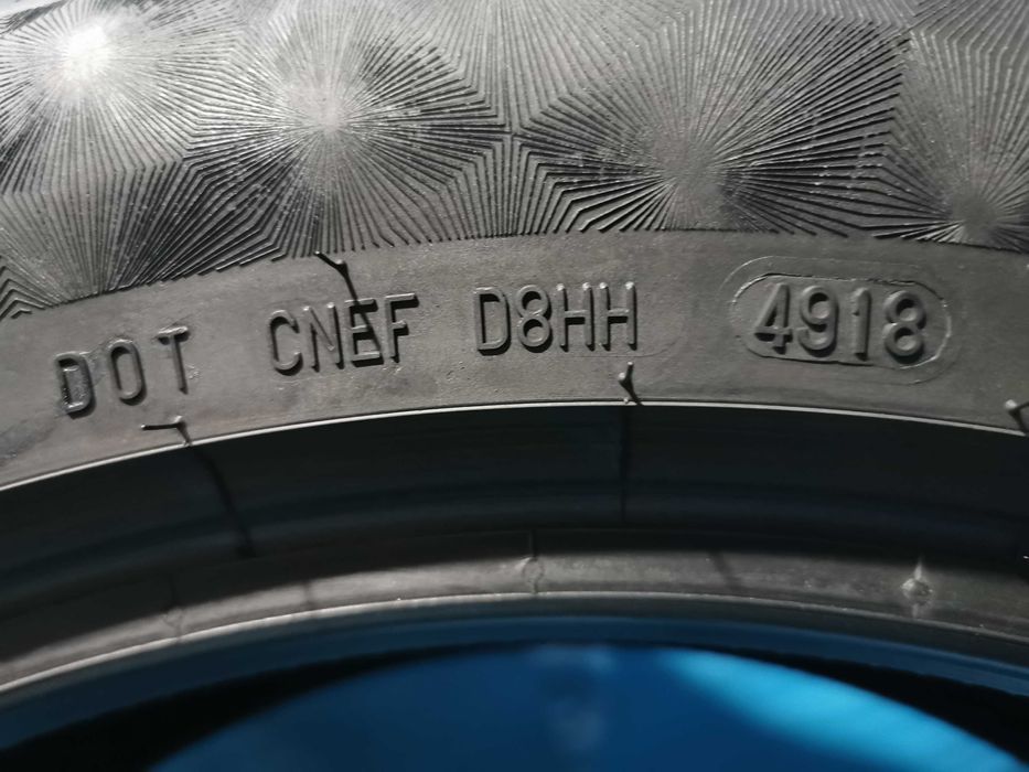 225/55 R19 continental 4 bucati