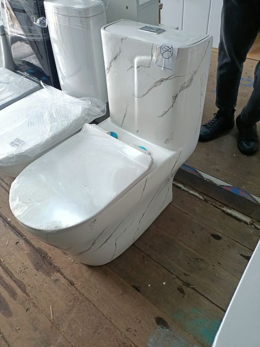 Внимание унитаз с установкой