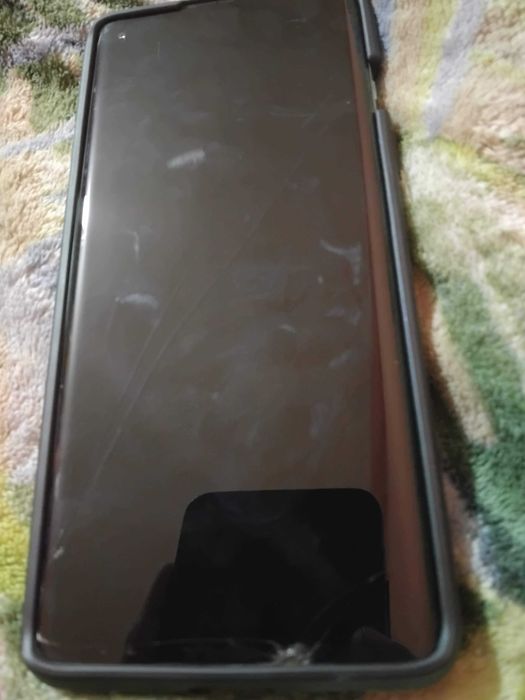 OnePlus 8 с забележки