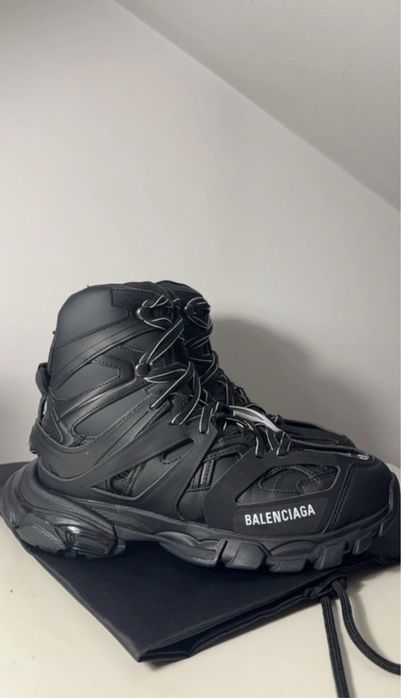 Balenciaga Track Hike