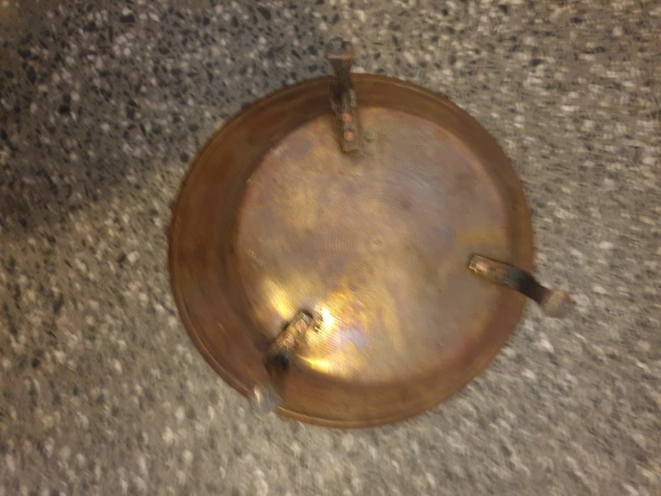 Меден капак от Стара тенджера