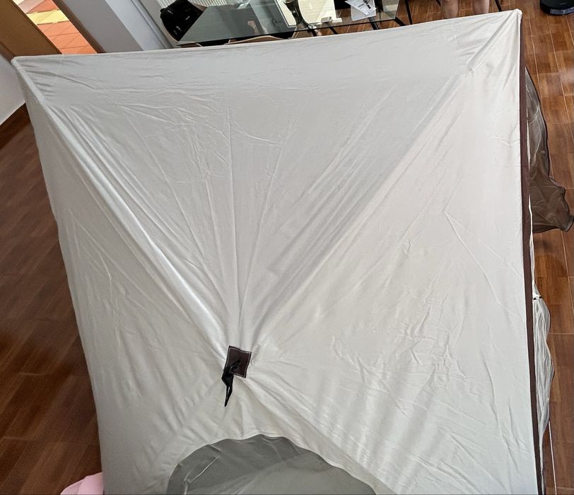 Cort de plaja nou, perfect pentru vara!