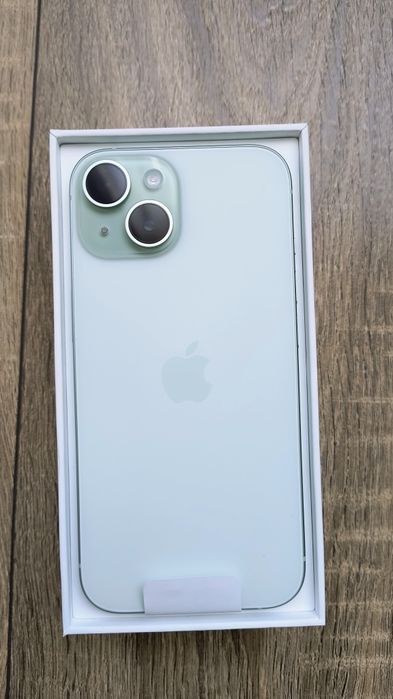 Чисто нов iPhone 15 Green 256GB