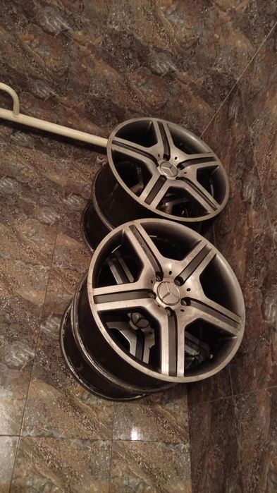 Продам диски от Мерседес