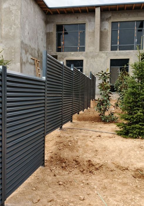 Современные жалюзи-заборы — стиль будущего уже сегодня
Надежность, эст