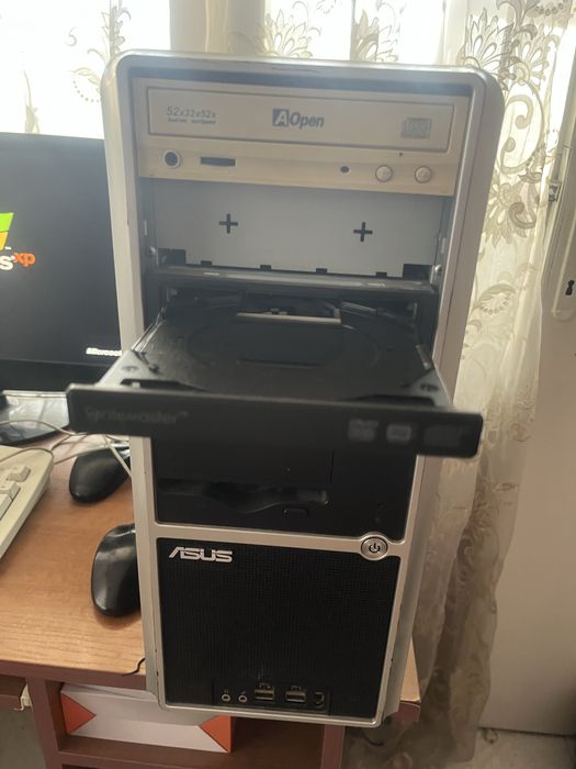 Компютърна кутия