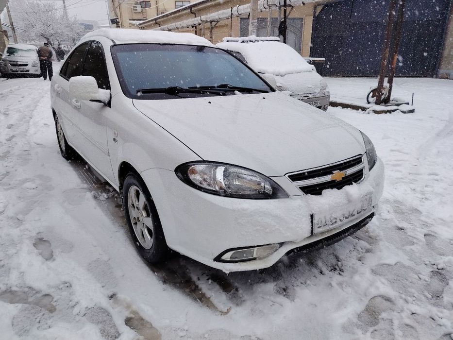 2019 Gentra 3 pozitsa Gaz bor