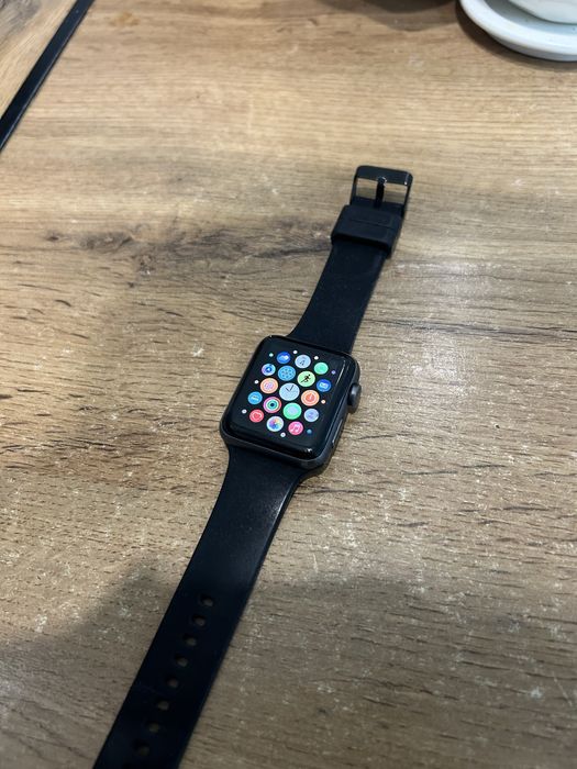 Продам apple watch серия 3