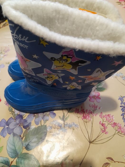 Нови -     Ботушки за детенце