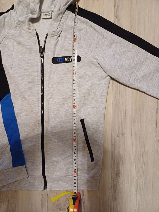 Запазено горнище LC Waikiki 134-140