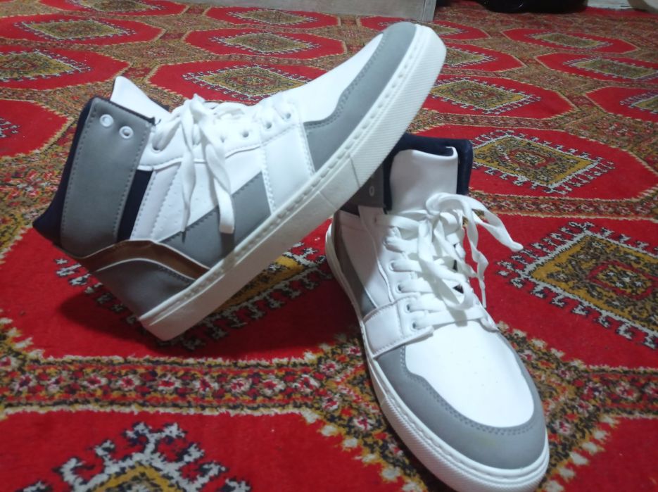 Крассовки Lc WAIKIKI