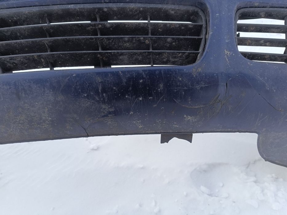 Передний бампер Ауди 80 Б4