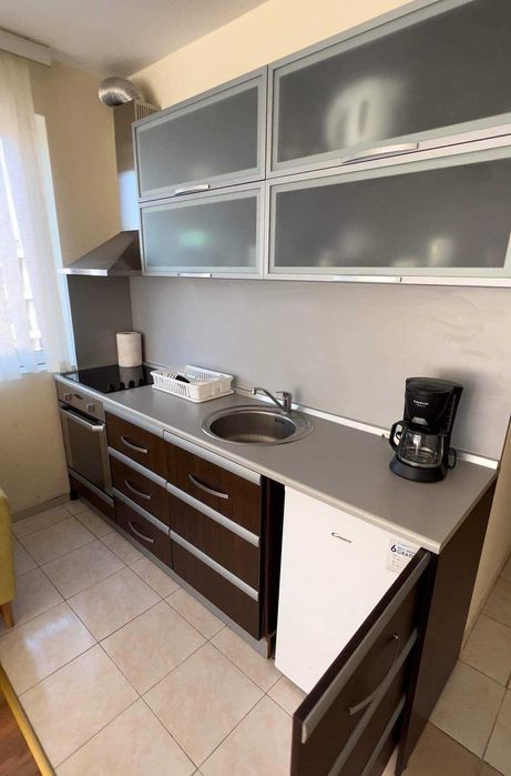 Дава се под наем Едностаен апартамент в к.к. Слънчев бряг - 55 кв.м за 280.5 € - Снимка #1