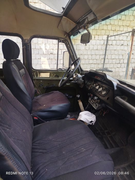 Uaz avto sotiladi