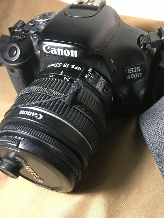 Canon 600d продаю