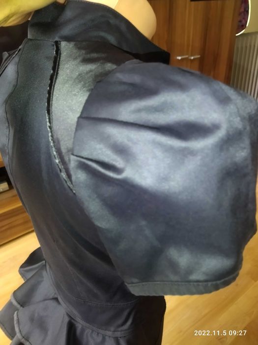 Бутиково дамско сако пеплум S размер