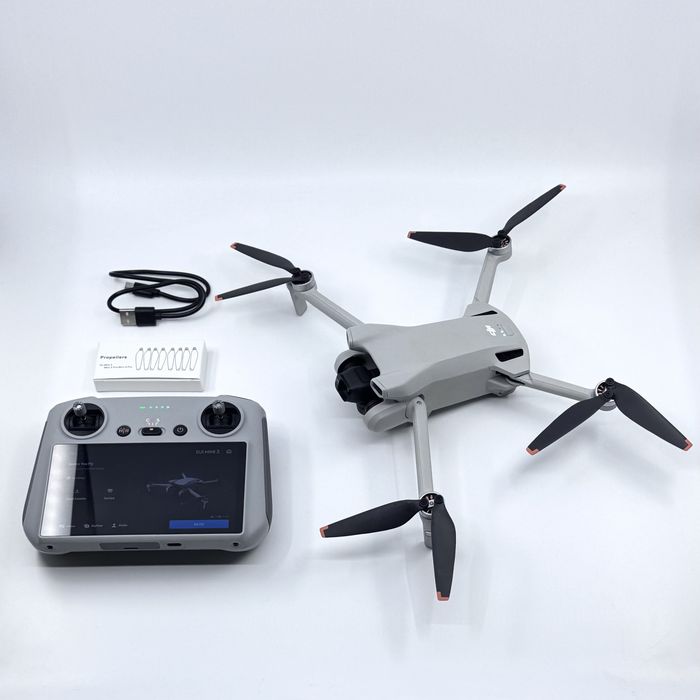 Drona DJI Mini 3 + Telecomanda RC | ca NOUA | Factura + Garantie | Pret Fix