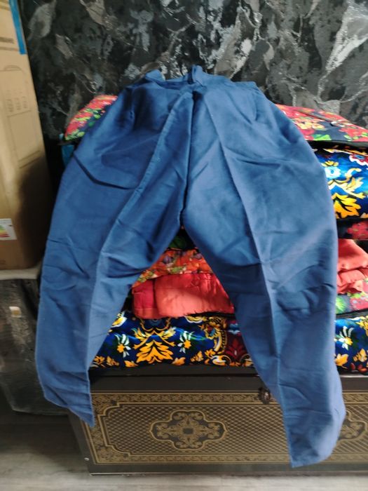 Продам спец одежду размер 50-52 хб.