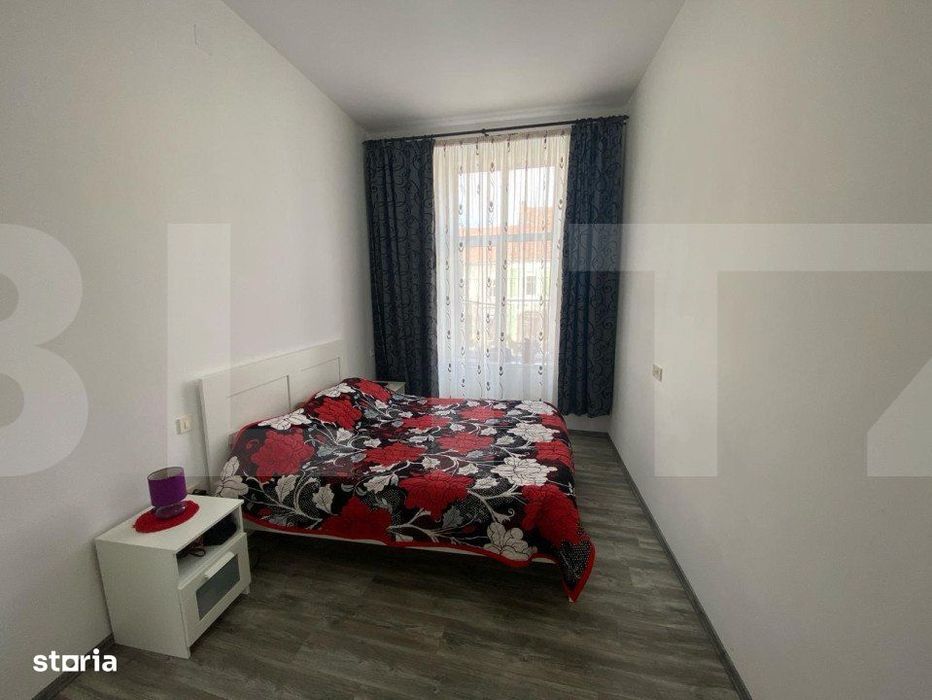 Apartament de 3 camere, decomandat, 74 mp, zona Piata Unirii