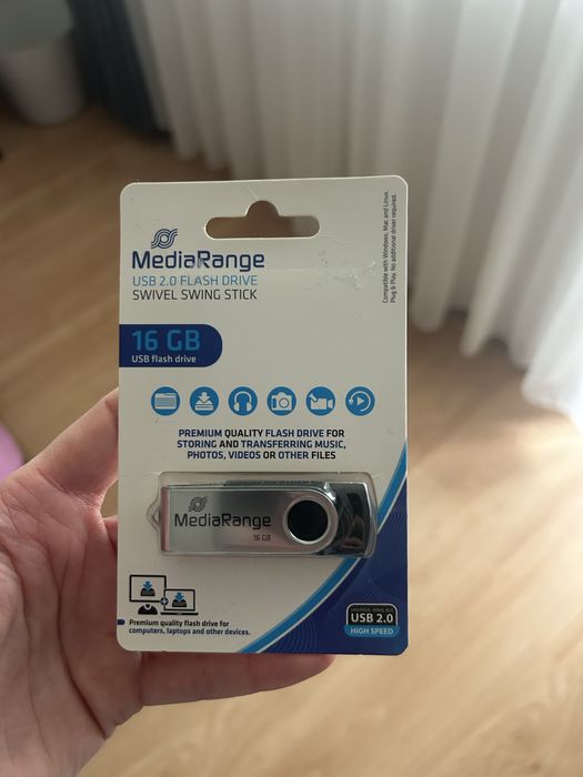 Флашка Media Range