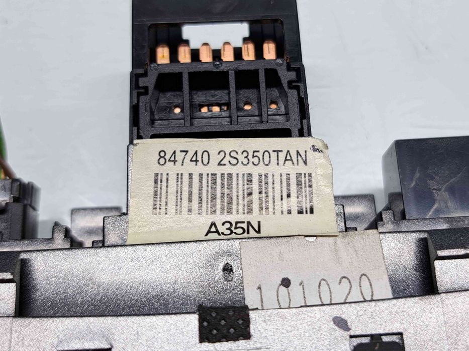 Buton avarii Hyundai ix35 (LM) [Fabr 2010-2017] 84740-2S350TAN
