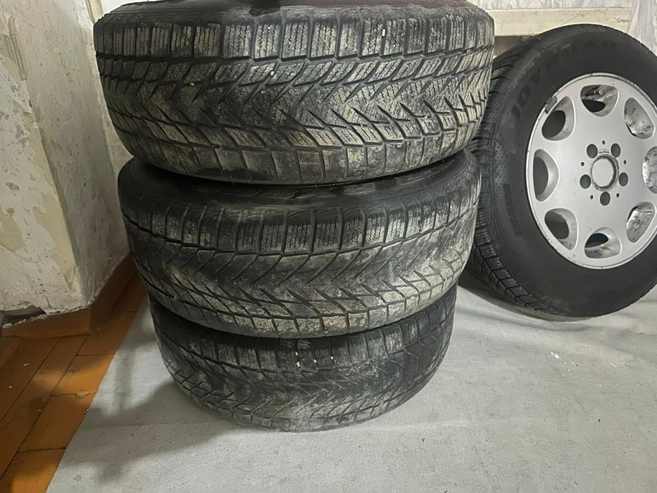 Продам диски с резиной