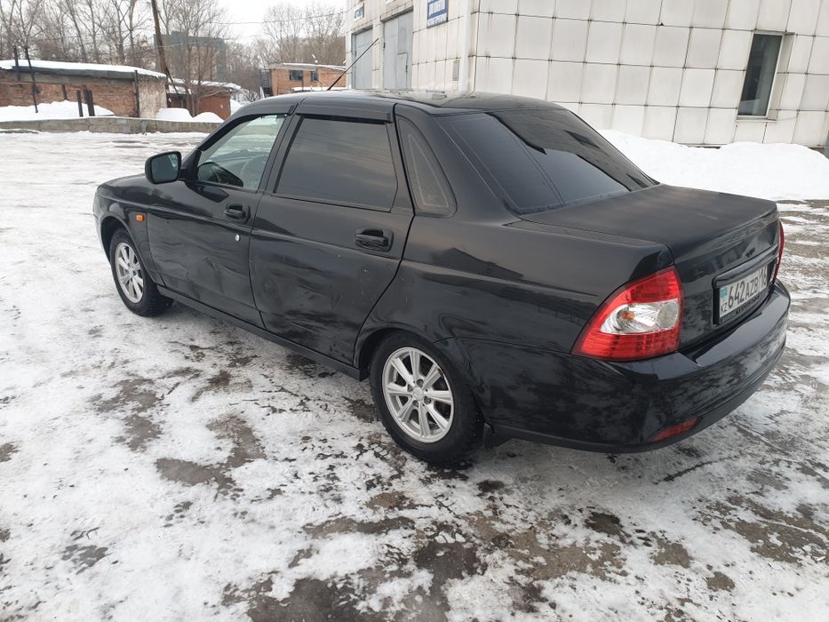 Продам  приору.      .