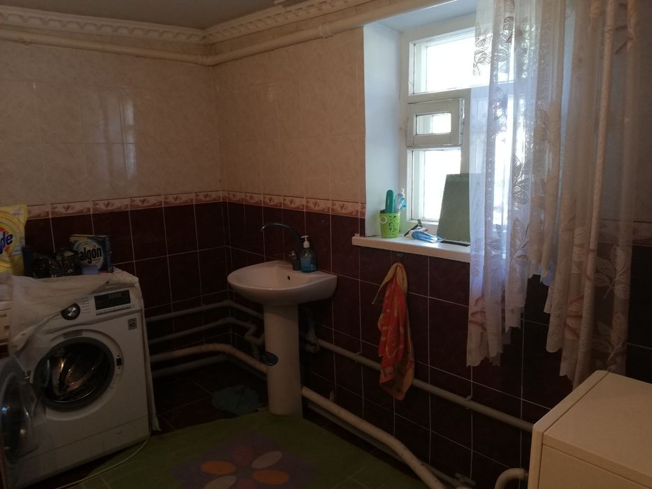 Двух этажный Дом продается