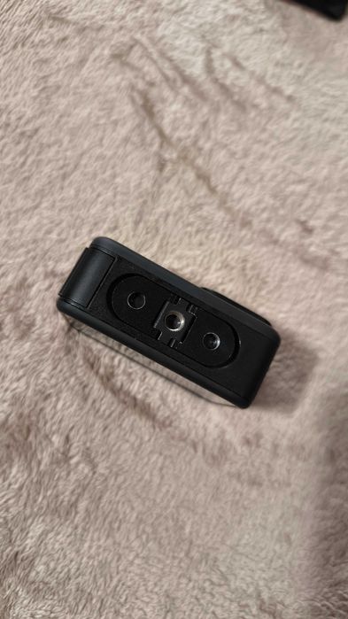 GoPro Hero 10: 3 Baterii Endurance + Battery Case + Multe Accesorii