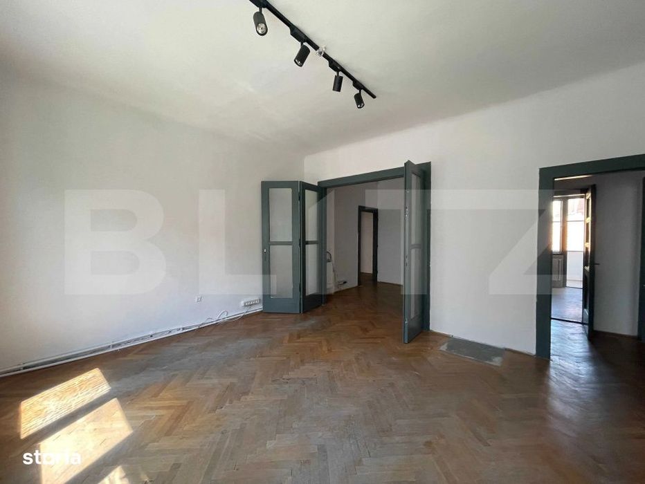 Apartament cu 4 camere, 120 mp, in Centrul Clujului — fotografia 1
