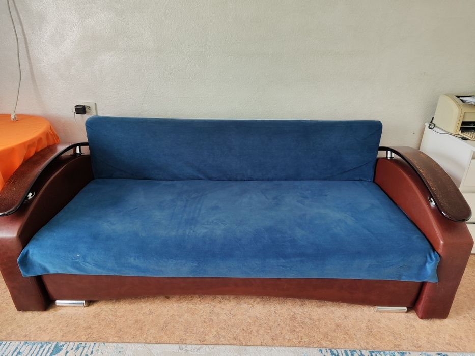 Продам диван качественный