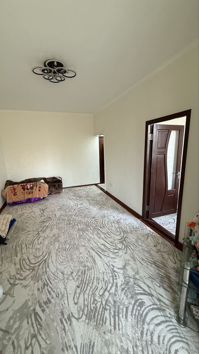 Срочно продается 1в2/4/4 комнатная! Чиланзар 14!